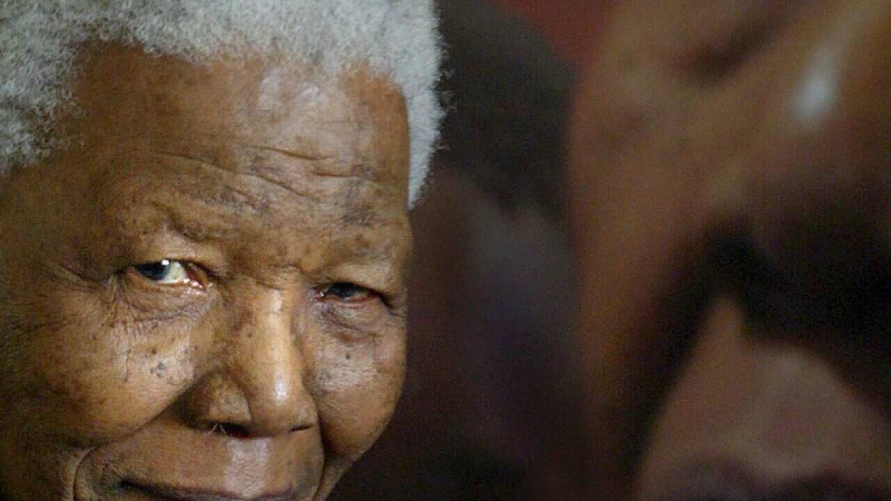 Mandela treated for gall stones