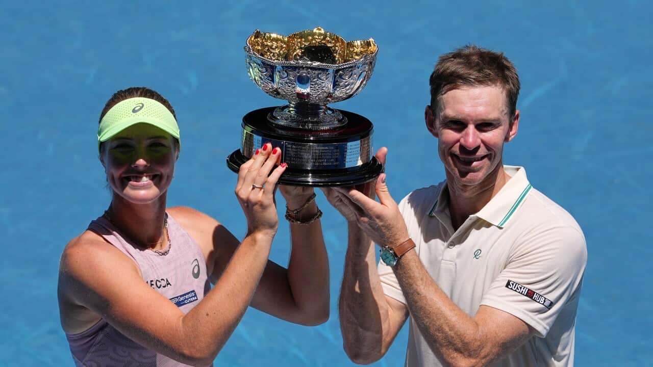 Olivia Gadecki,John Peers