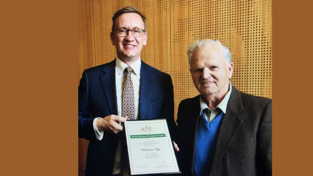 Image for read more article 'Радован Раде Пајић је у новембру 2023. награђен са два изузетно важна признања, за многе године које је посветио добровољном раду и заједници. Ово је интервју који је дао за СБС непосредно по пријему признања које му је уручио г. Ђулијан Хил за рад на општинском нивоу. '