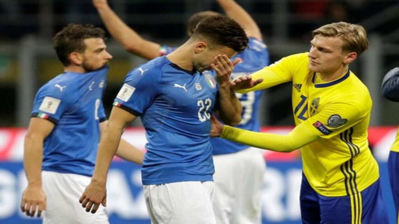 Misfiring Italy fail to reach World Cup as Sweden go through