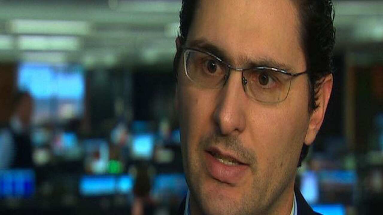 huw_mccay_b_110612_sbs_818774337