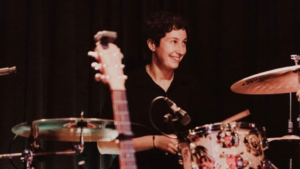 Giorgia Di Girolamo playing her drums