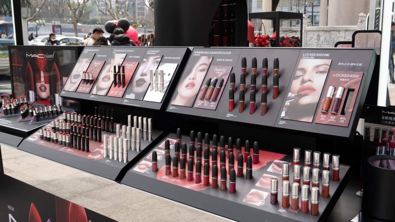 China: M. A. C Held Lipstick Promotion Activities in Shanghai