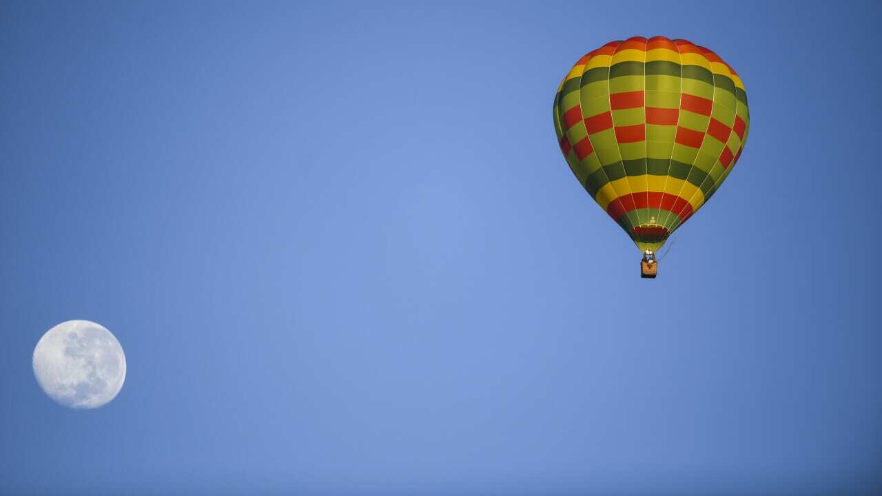 CANBERRA BALLOON FESTIVAL