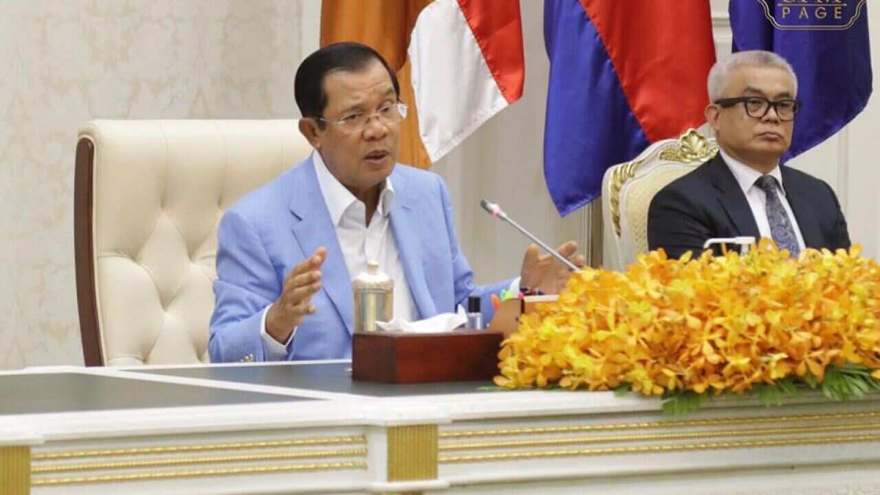 Hun Sen and his finance minister