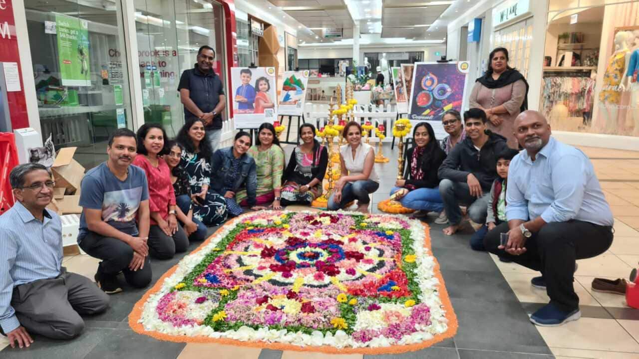 Huge floral rangoli created in Sydney to mark Diwali SBS Hindi