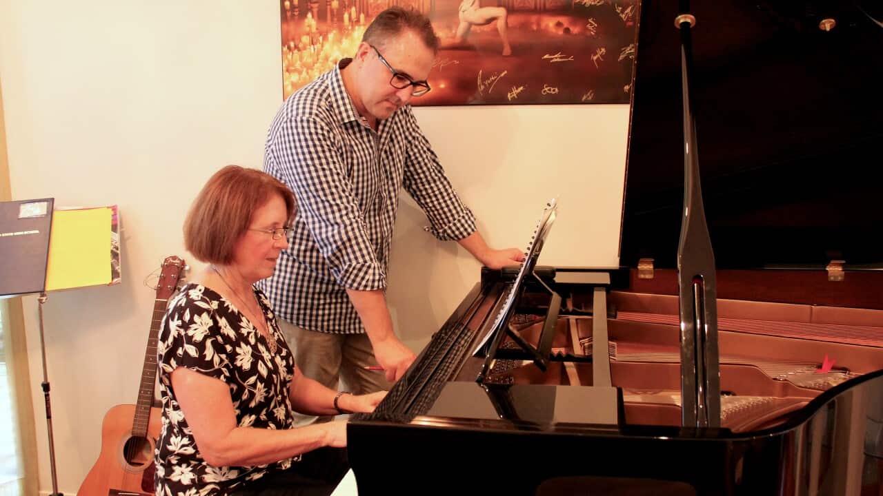 Greg and Renate piano lesson