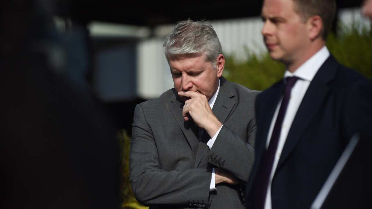 Brendan O'Connor listens to Bill Shorten on the campaign trail (AAP)