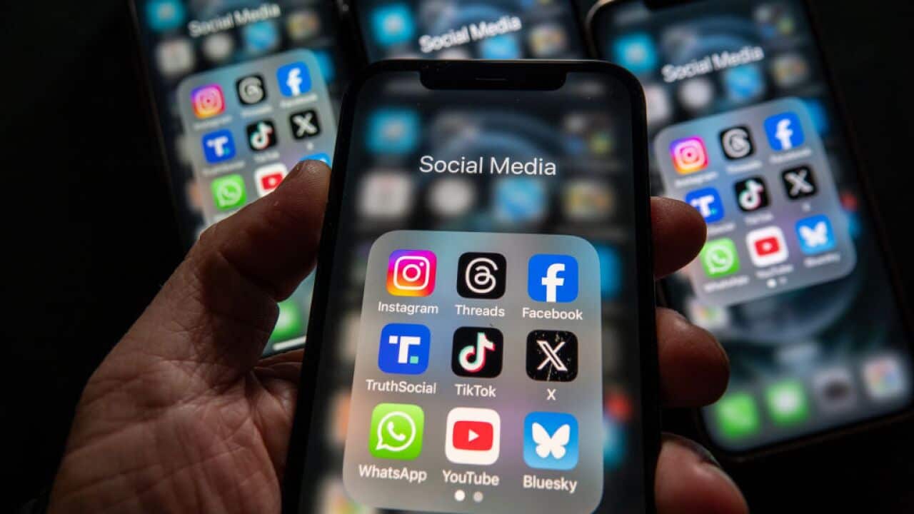 Australia Bans Social Media For Under 16s