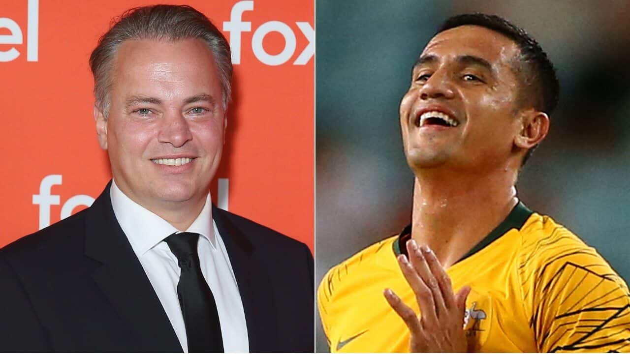 Mark Bosnich (L), Tim Cahill