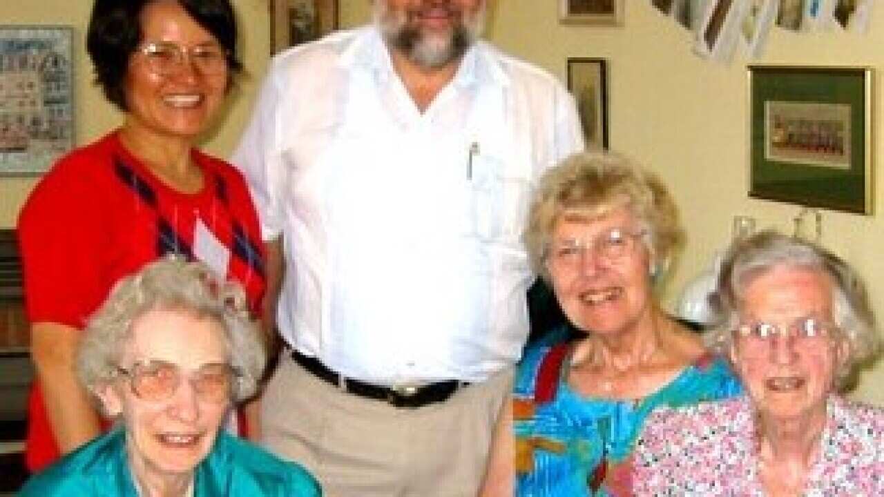 Front:Catherine, Sheila(the youngest sister) and Helen Mackenzie/Back: Kim Young Ok and her husband Robert Dowling