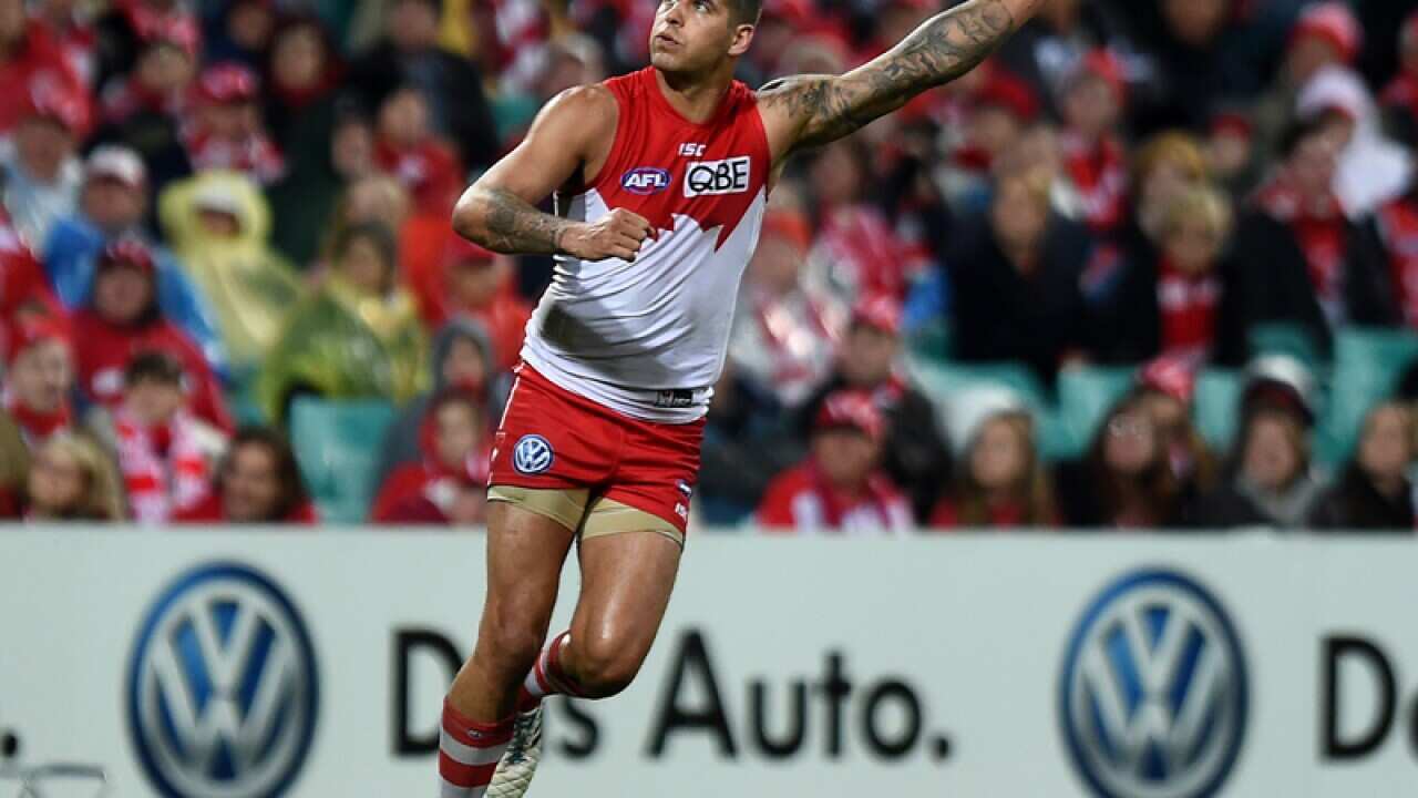 Lance 'Buddy' Franklin during AFL game.