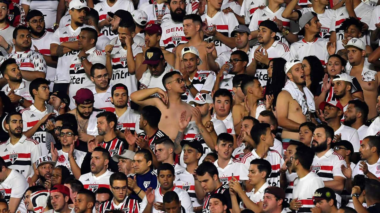 Torcedores do São Paulo na arquibancada do Morumbi antes da pandemia: último título do Tricolor foi em 2012.