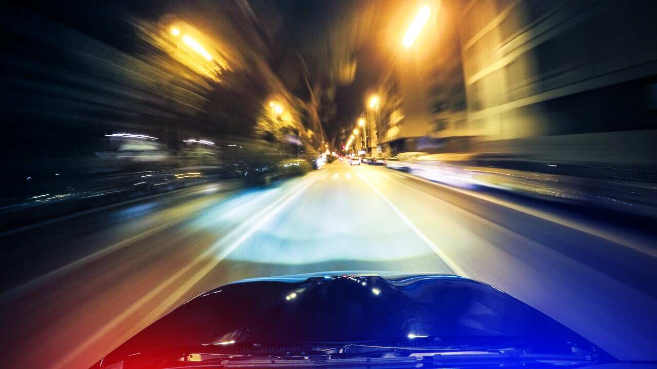 police chasing on the city