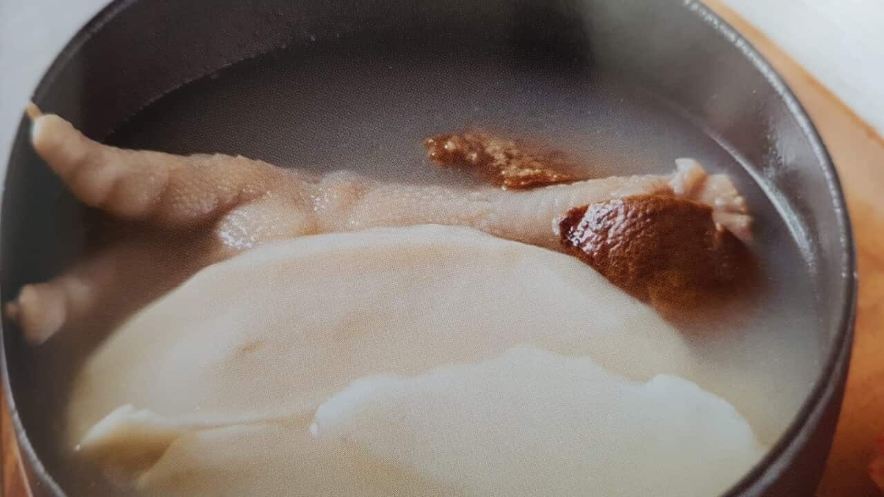 Whelk, pork and chicken feet soup