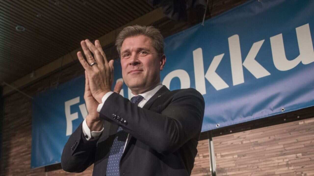Bjarni Benidiksson of the conservative Independence Party.