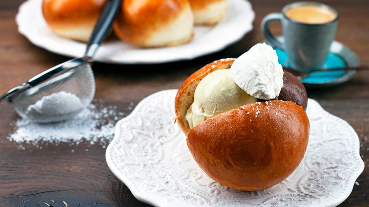 Brioche with gelato (panino al gelato) SBS Food