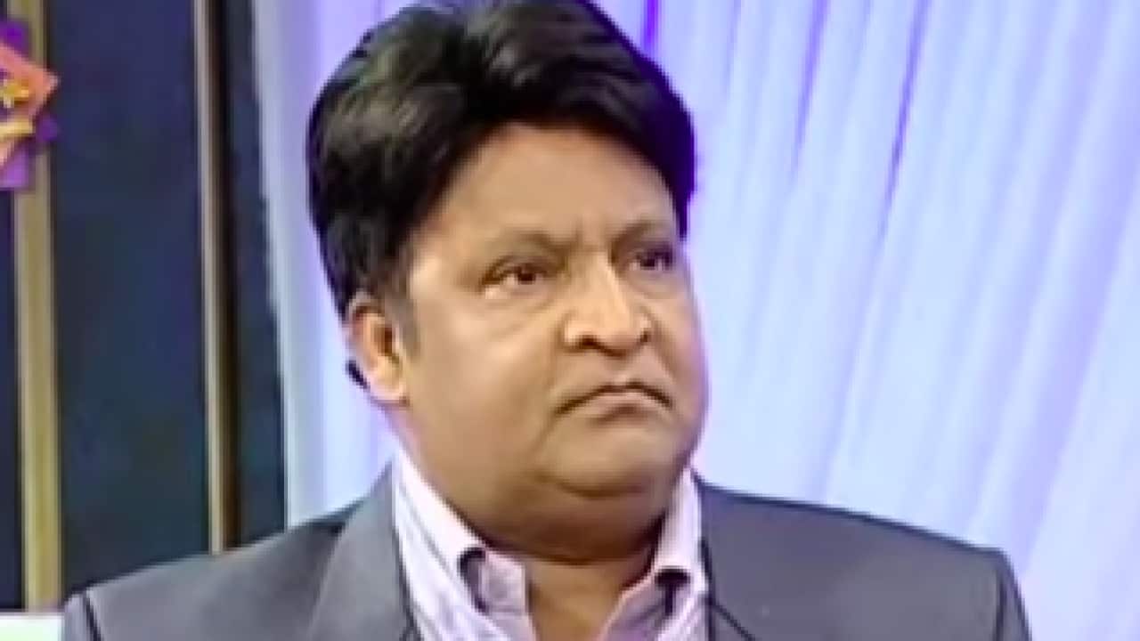 Comedy King Umer Sharif passed away on 2 Oct. 2021.