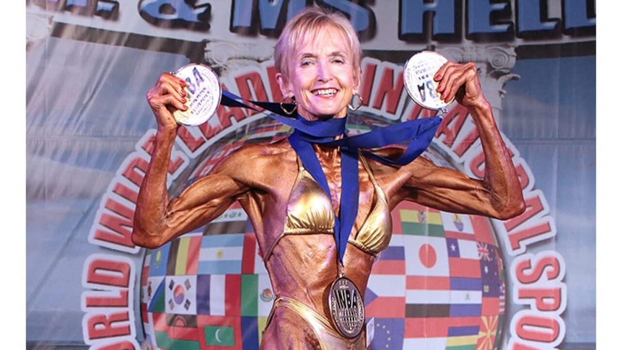 خانم جانیس لورین ۷۹ ساله که قهرمان بدنسازی است.