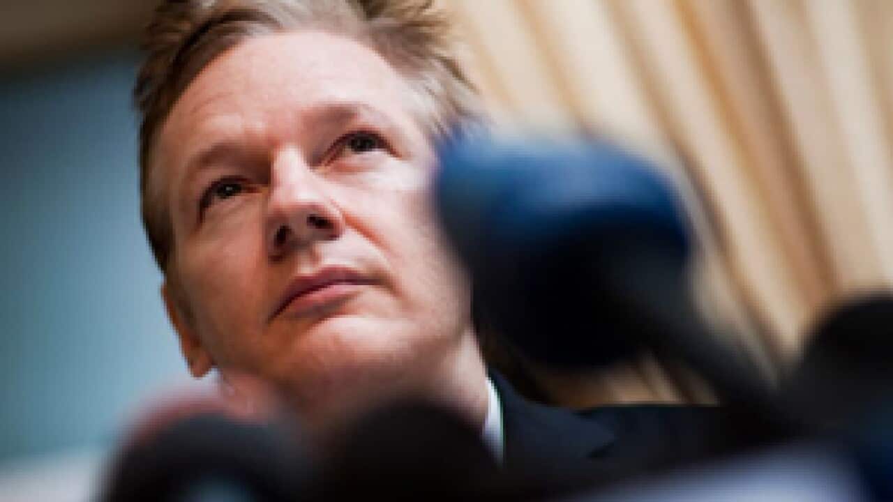 assange_wikileaks_L_101129_blog_getty_1356010294