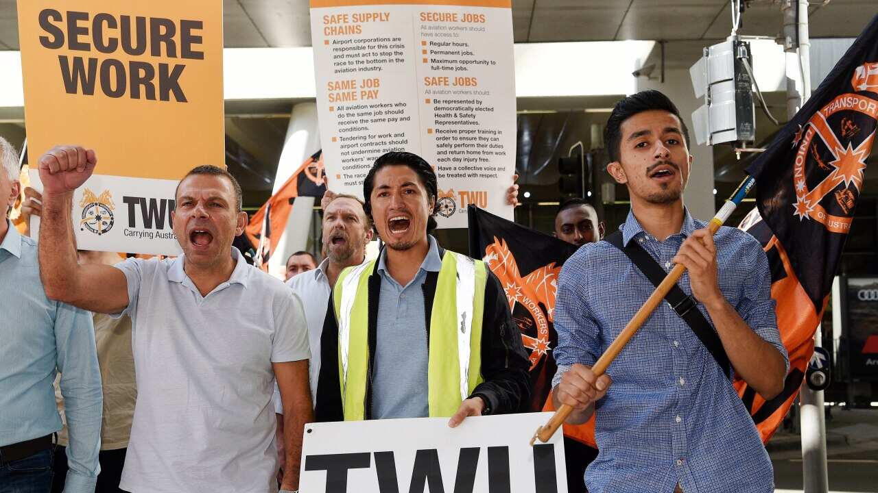 The agreement covers more than 300 ground crew across six airports.