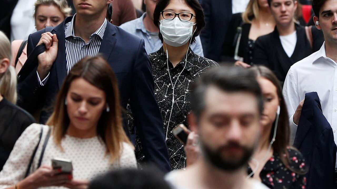 People wearing masks to avoid infectious diseases