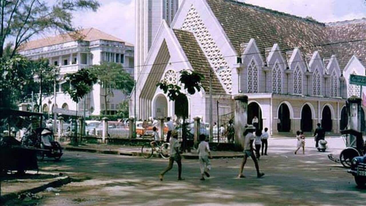 Nhà thờ họ Đức Mẹ Hằng Cứu Giúp hay còn được gọi là Nhà thờ Kỳ Đồng hoặc Nhà Thờ Dòng Chúa Cứu Thế Sài Gòn vào năm 1965-1966.