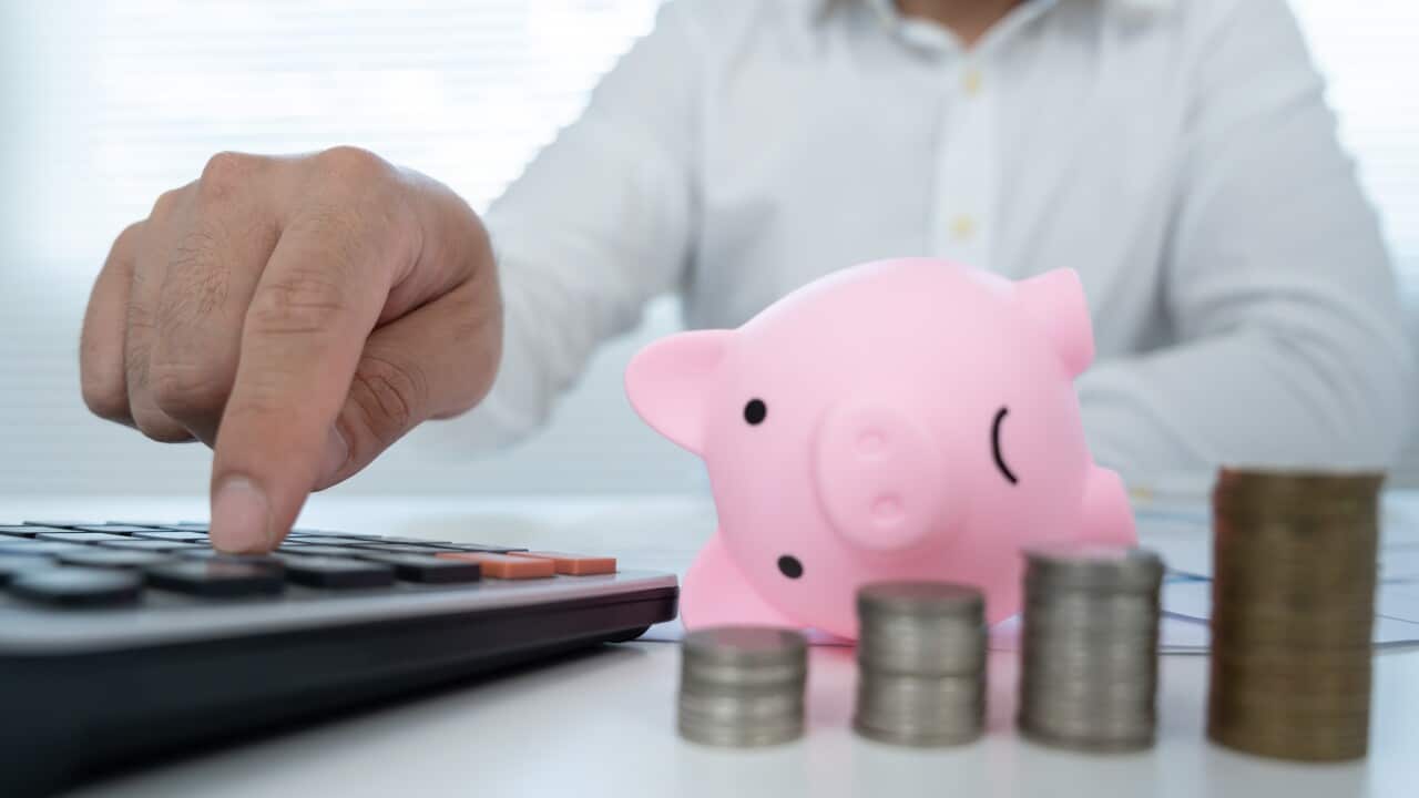 Many Australians are struggling to save money.
