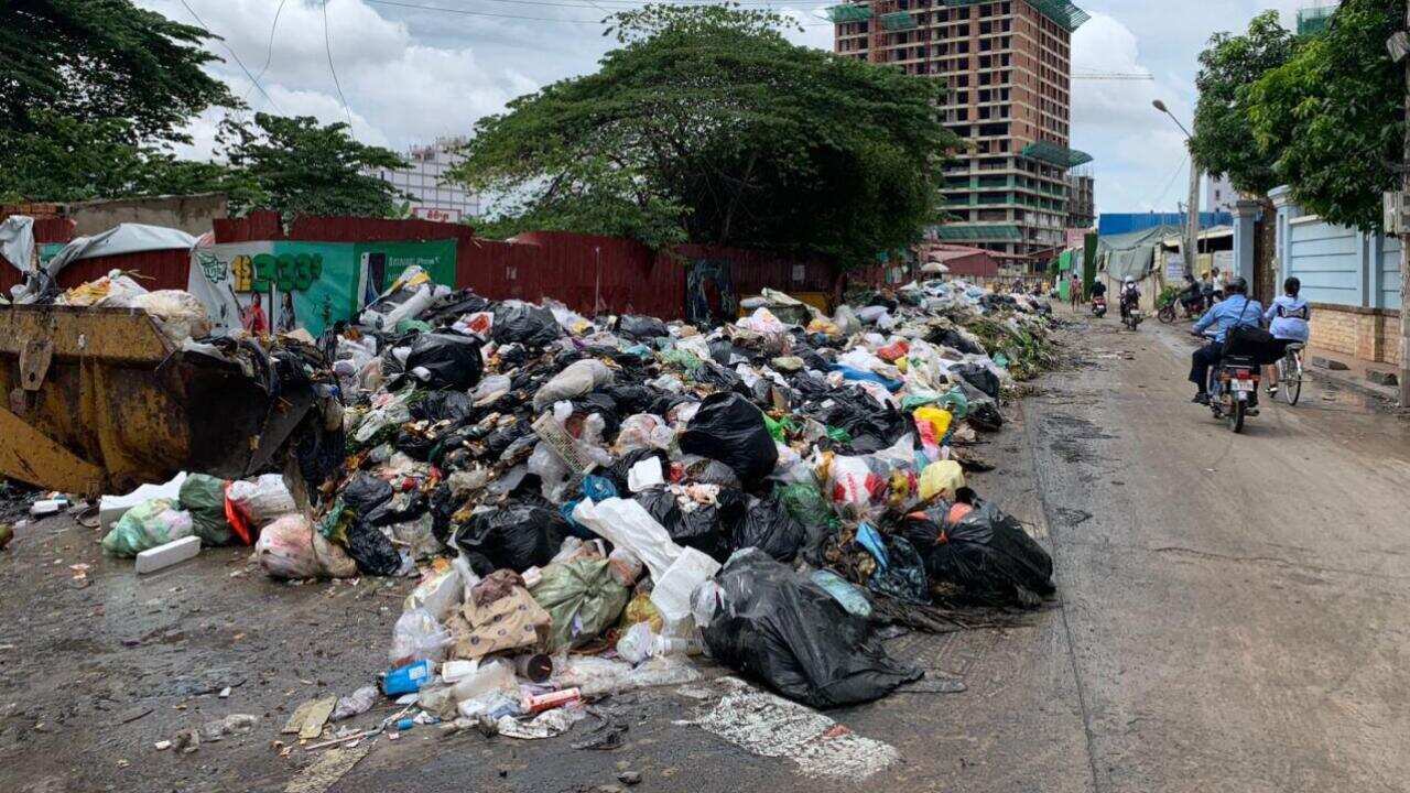 Rubbish in Phnom Penh, Cambodia