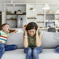 SBS Learn English: Complaining about kids