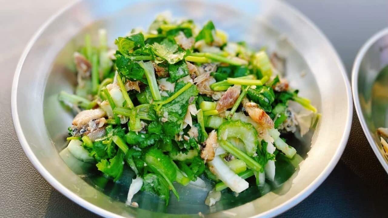 Tomaru69_キャンプめし 簡単サラダ.jpg