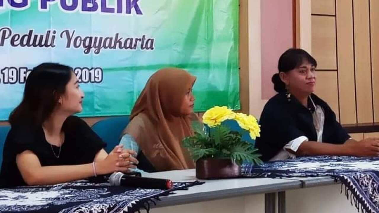 Nur Ayu sebagai narasumber dalam sebuah acara kampus UIN Sunan Kalijaga Yogyakarta