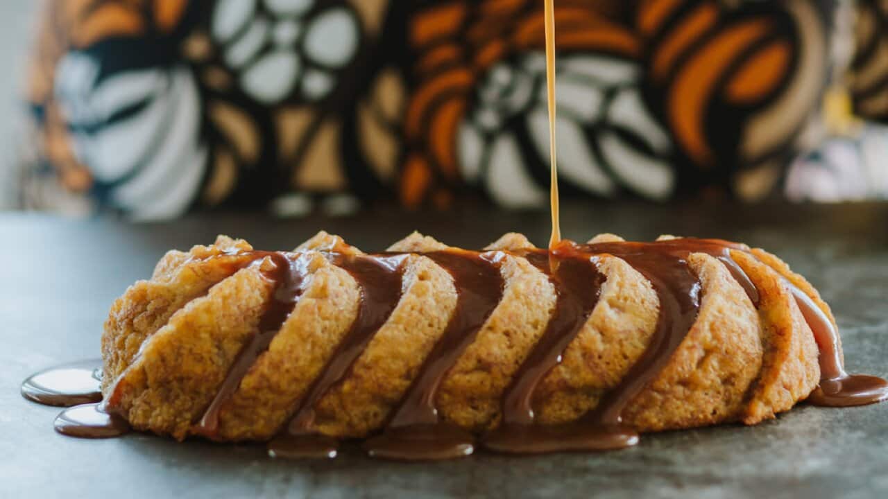 Caramel and banana bundt