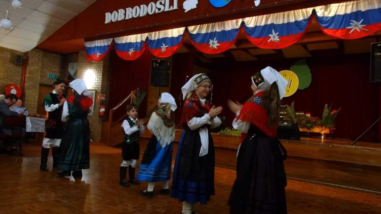 Slovenian folkoric dancers at the Slovenian Festival in Jadran in 2016 (SBS Slovenian)