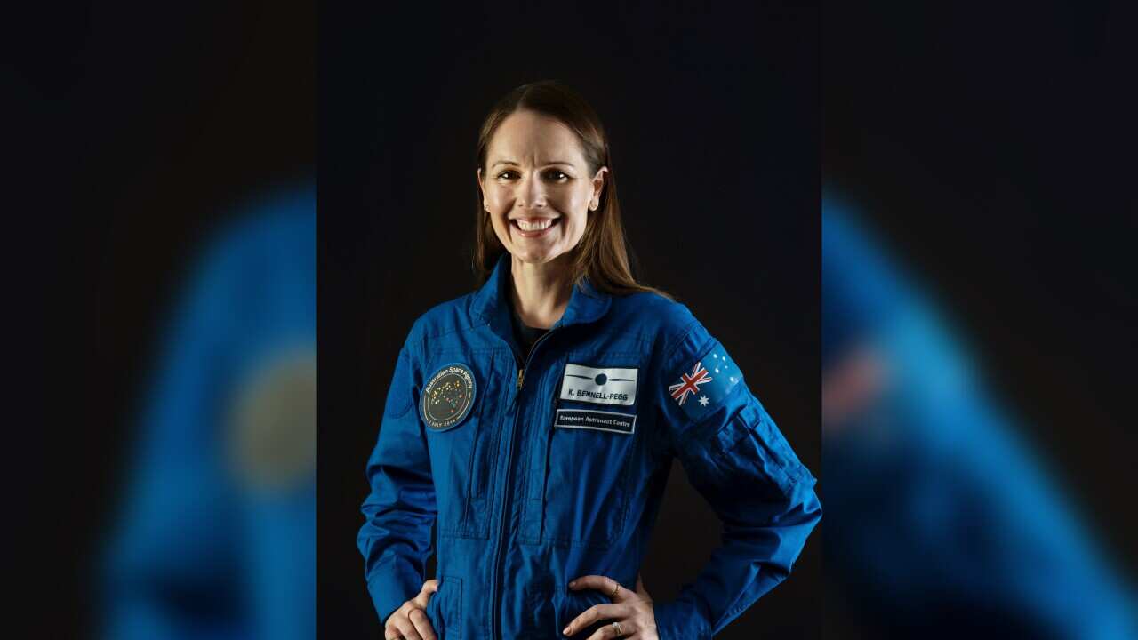 ASTRONAUT KATHERINE BENNELL-PEGG