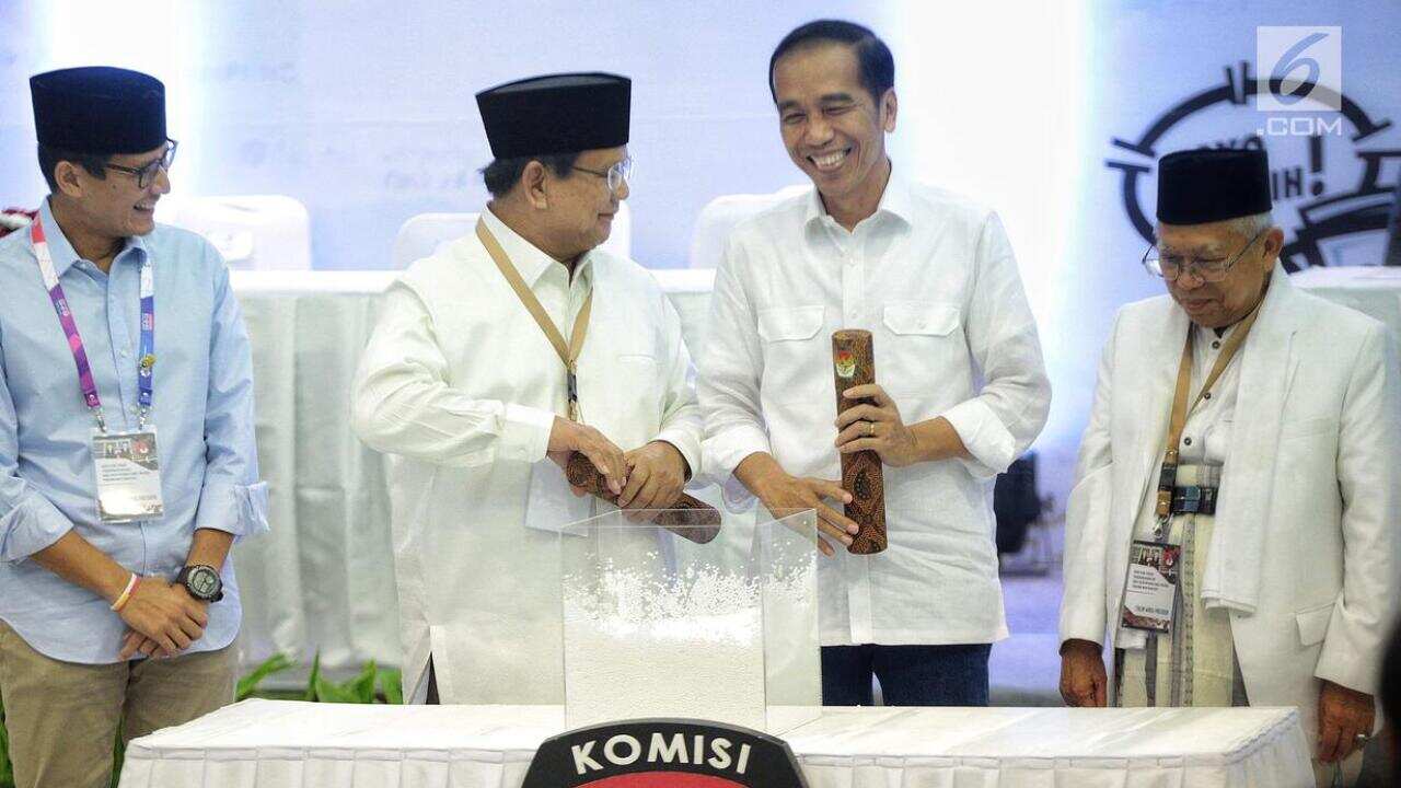 Presidential candidates Prabowo and Jokowi