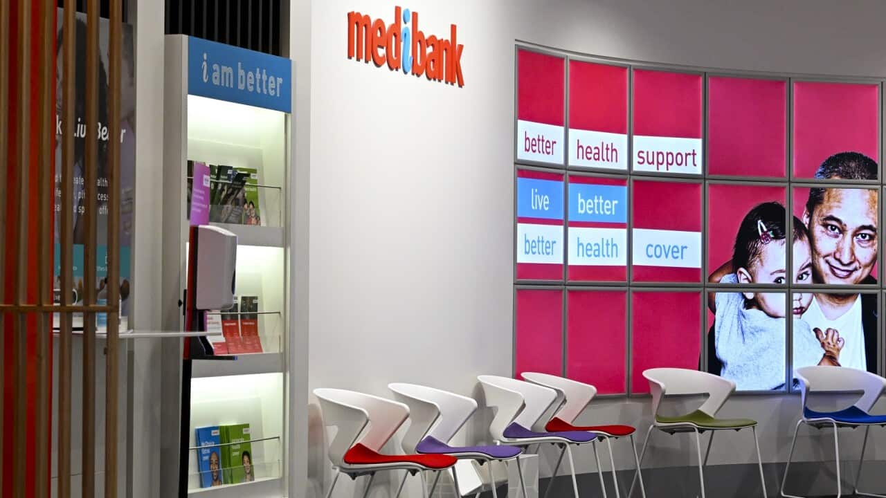 Medibank shares plunge after data thief issues threat
