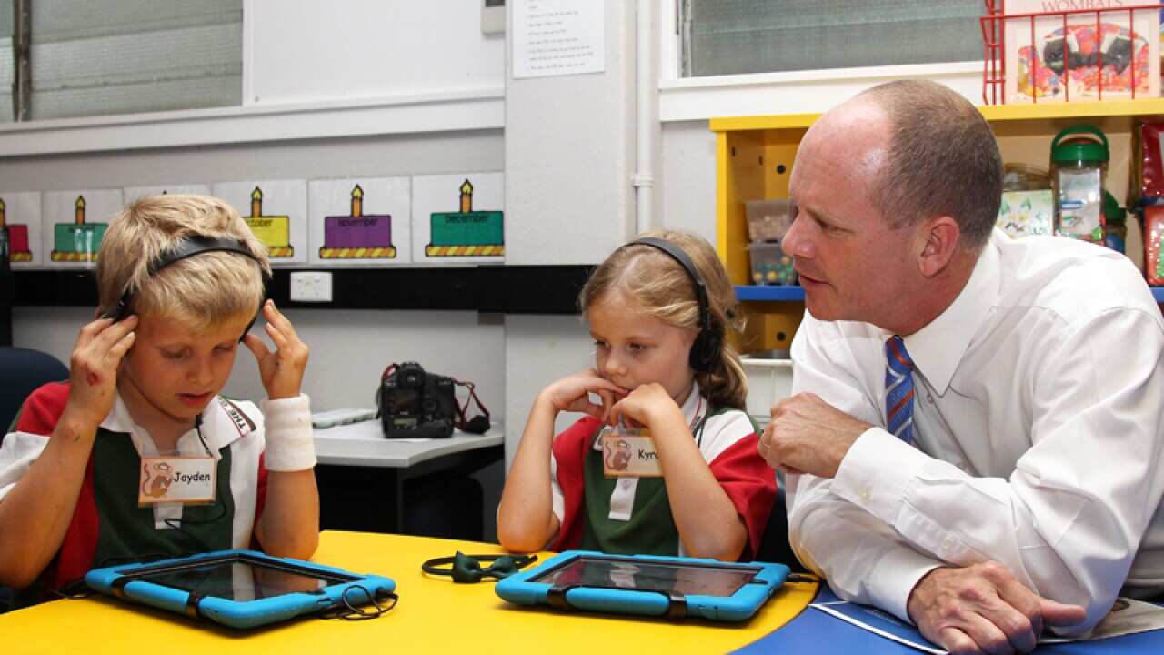 Queensland Premier Campbell Newman speaks to school students
