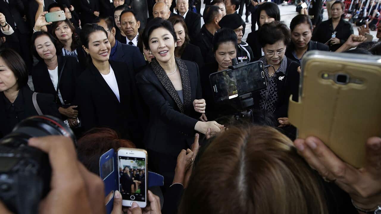 Yingluck 