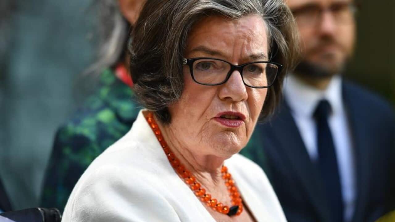 CATHY MCGOWAN CROSSBENCH PRESSER