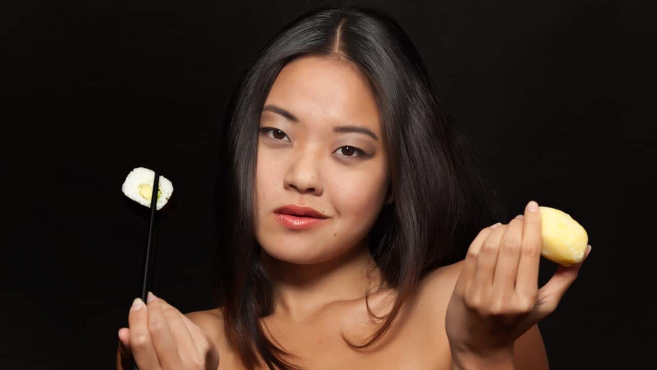 naked eating restaurants