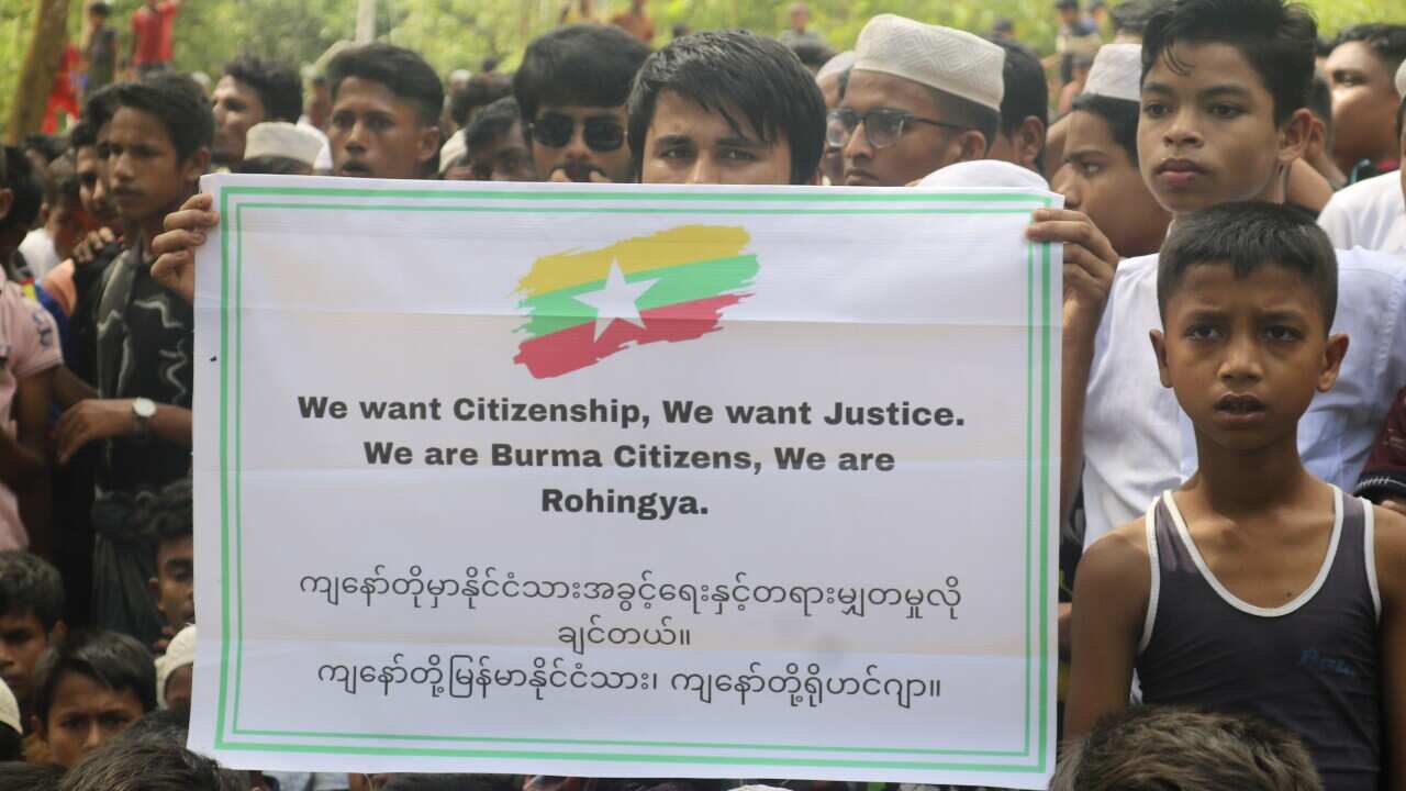 Bangladesh Rohingya Boat People