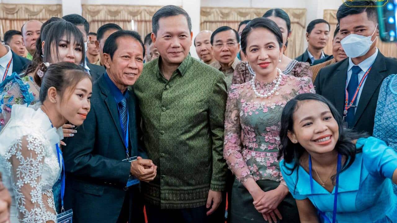 PM Hun Manet and First Lady on Cultural Day.jpg