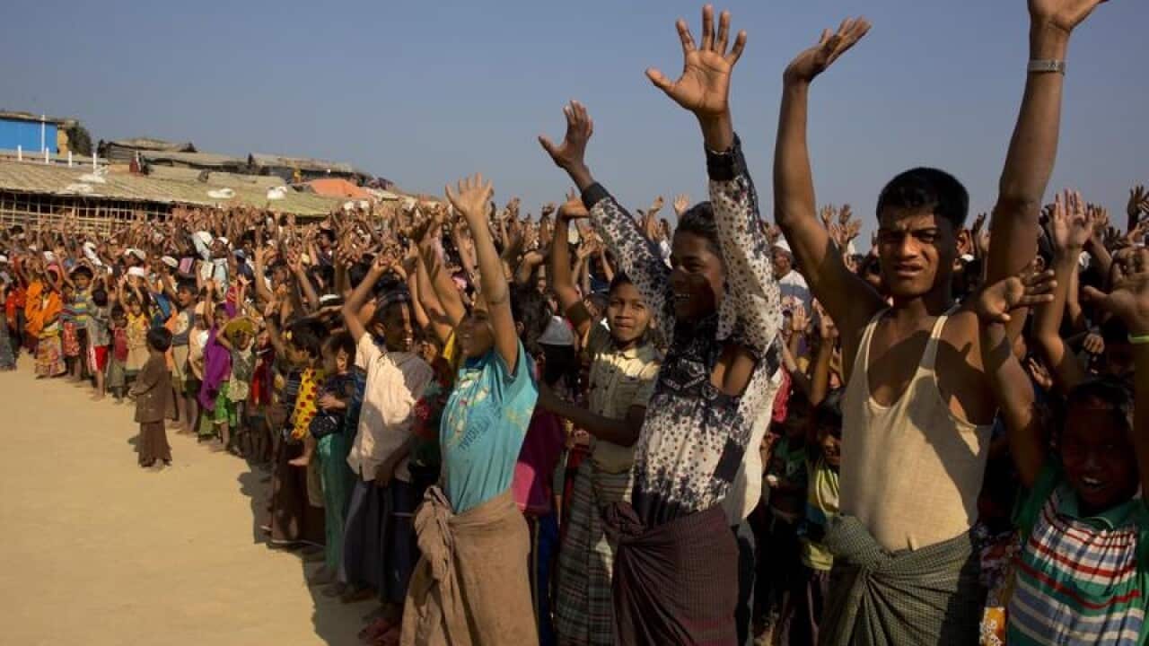 Rohingya children and refugees