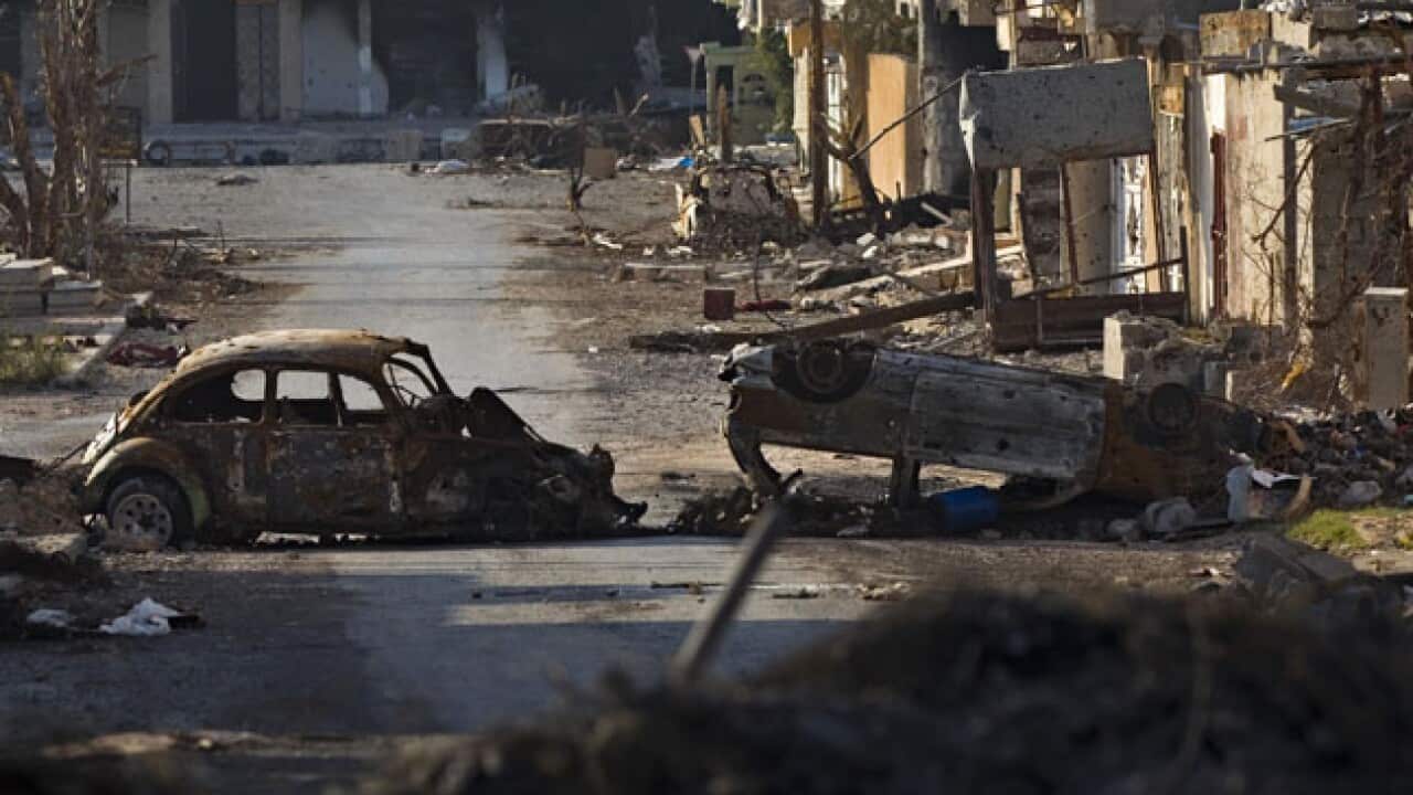 libya_blasts_20110429_b_aap_2116186552