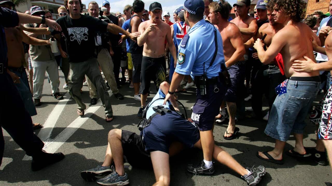RIOT POLICE CRONULLA BEACH