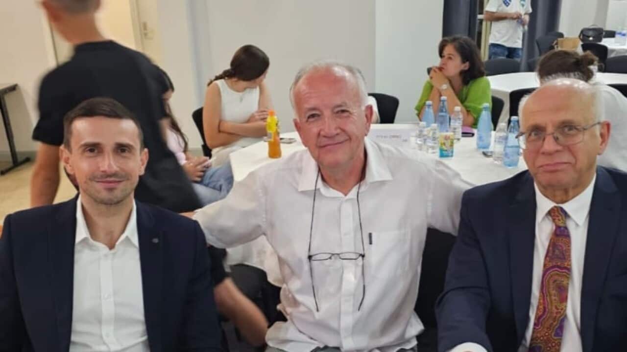 Hafiz Ismail ef. Čehić, Rudi Duratović i ambasador Kemal Muftić. na osnivačkoj svečanosti “Bosanske krajine Sydney“jpg (Photo Muamera Šišić)