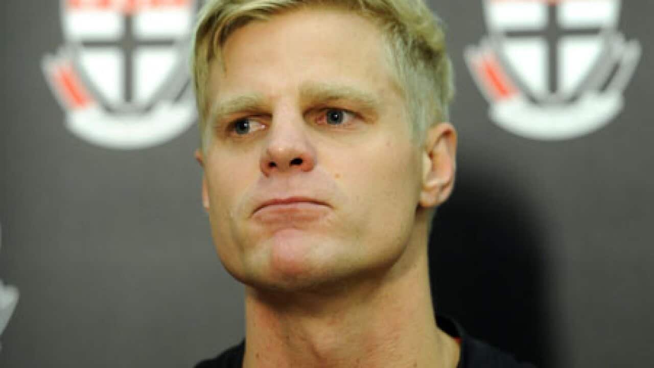 afl_facebook_L_101222_aap_1512147614