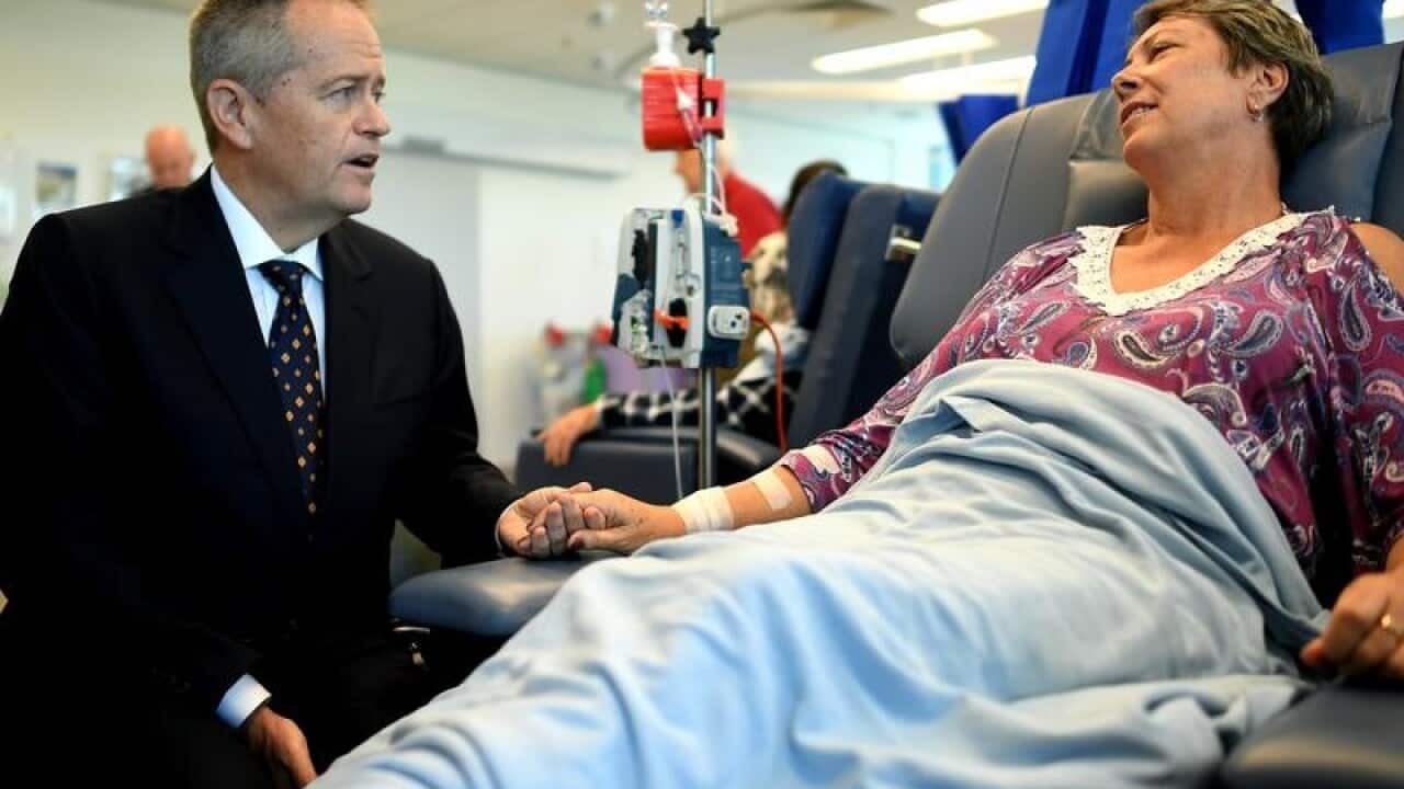 Bill Shorten with cancer patient Judy Dixon at Redcliffe Hospital.