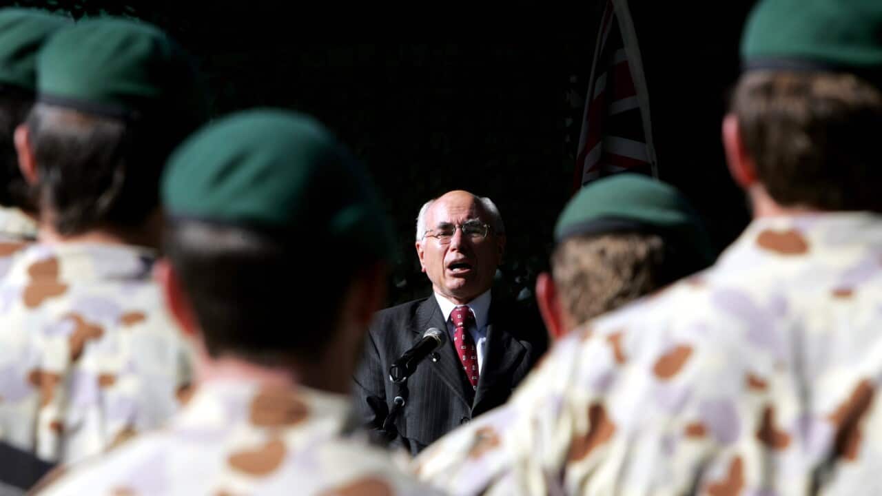 AUST TROOPS FAREWELL SYDNEY